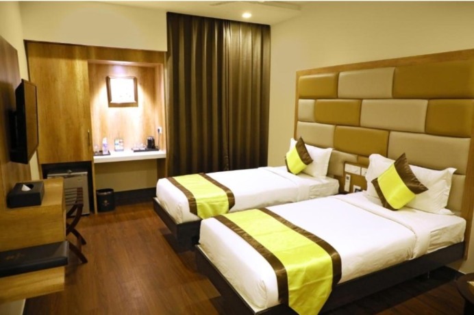 hotel-taz-kamar-inn-chennai-tel-9500050061-big-2